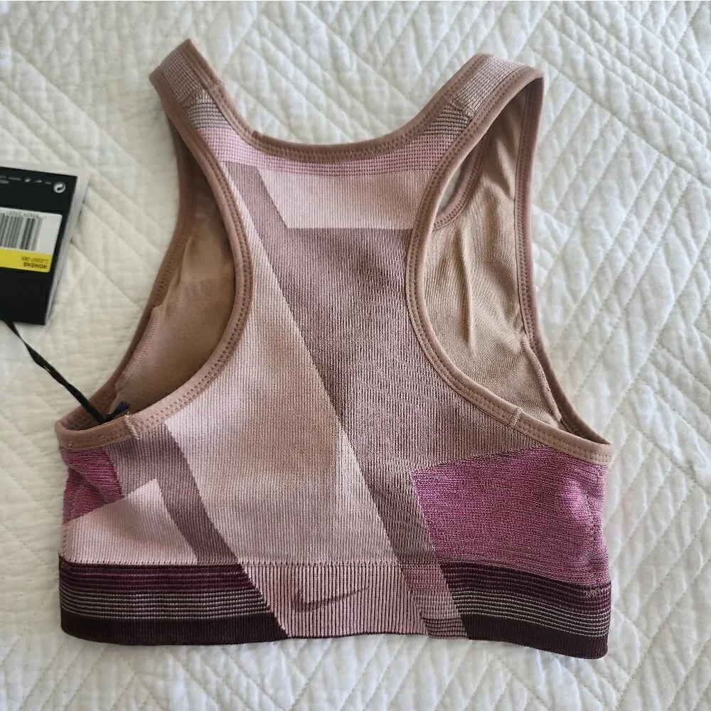 Nike Seamless light support sport bra